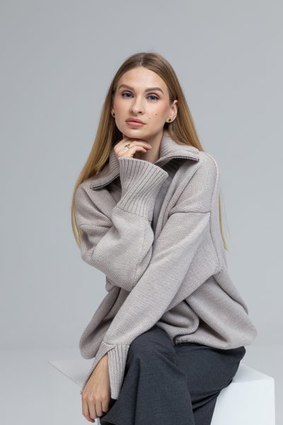 OVERSIZED MERINO WOOL SWEATER "VICTORY"